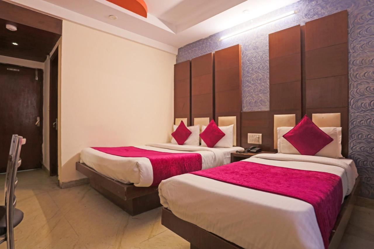 Hotel Repose Suites Near Railway Station New Delhi