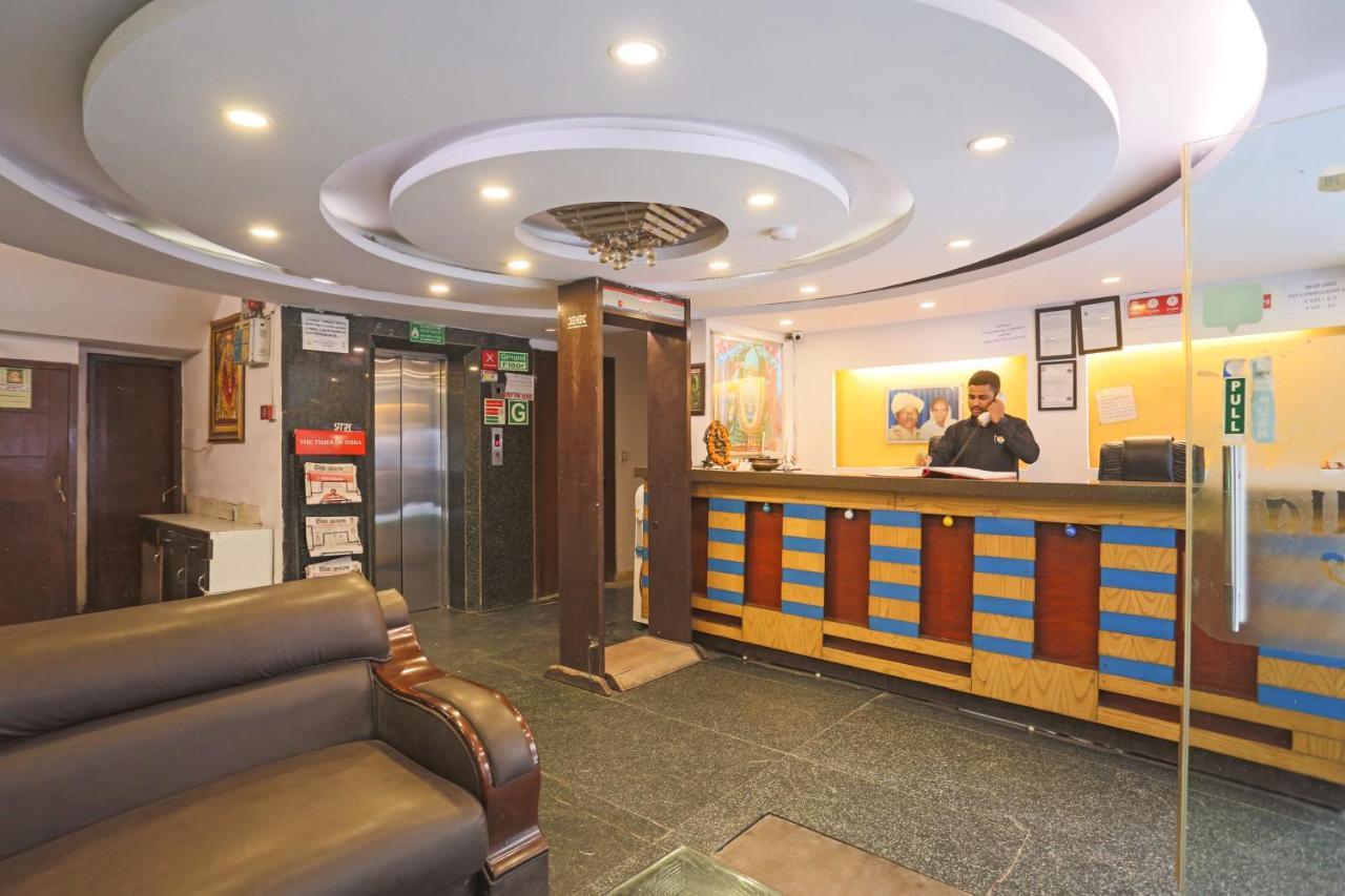 Hotel Repose Suites Near Railway Station 4*