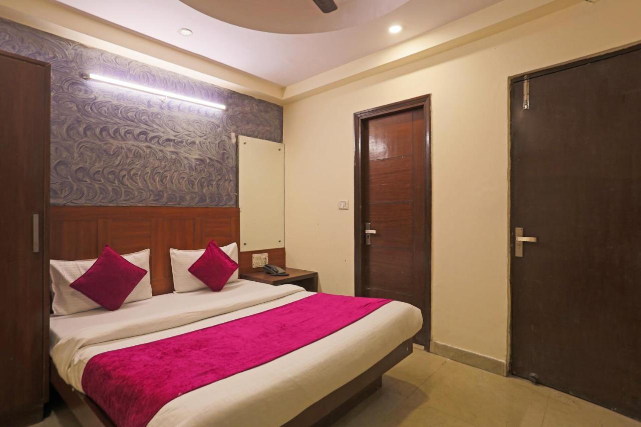 Repose Suites Near Railway Station