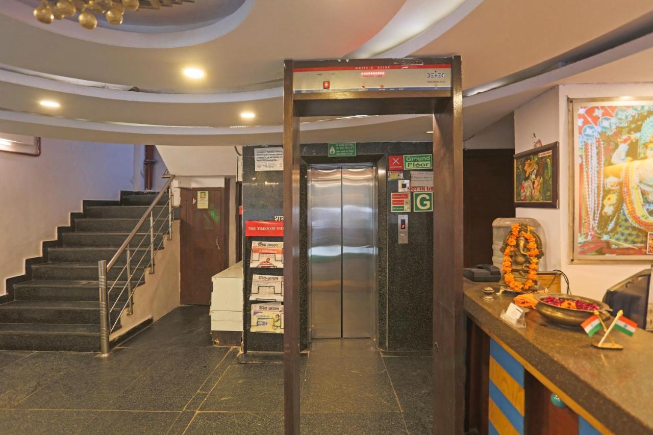 Repose Suites Near Railway Station New Delhi