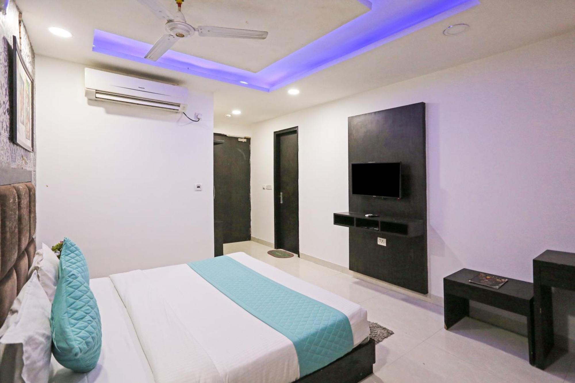 Grand Belwood Near Delhi Airport Nova Deli