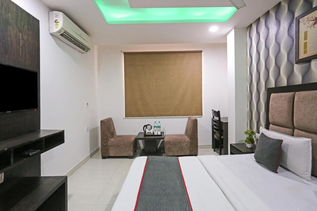 Hotel Grand Belwood Near Delhi Airport Nova Deli