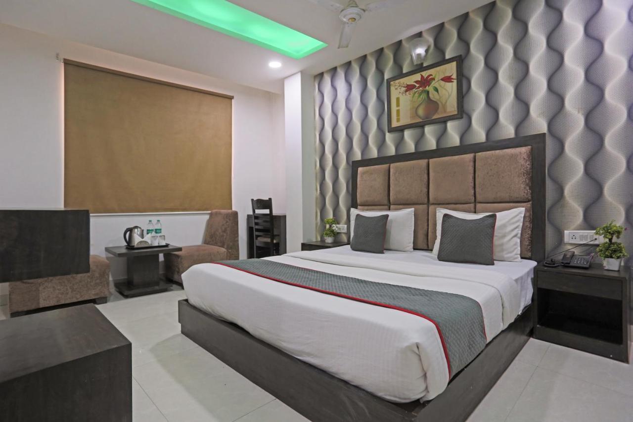 Hotel Grand Belwood Near Delhi Airport