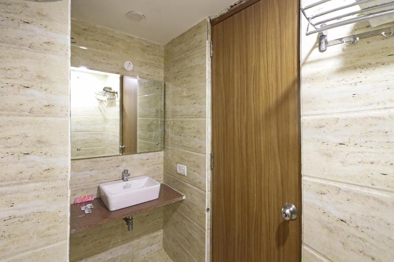 Hotel R S Delhi Airport 3* Nova Deli