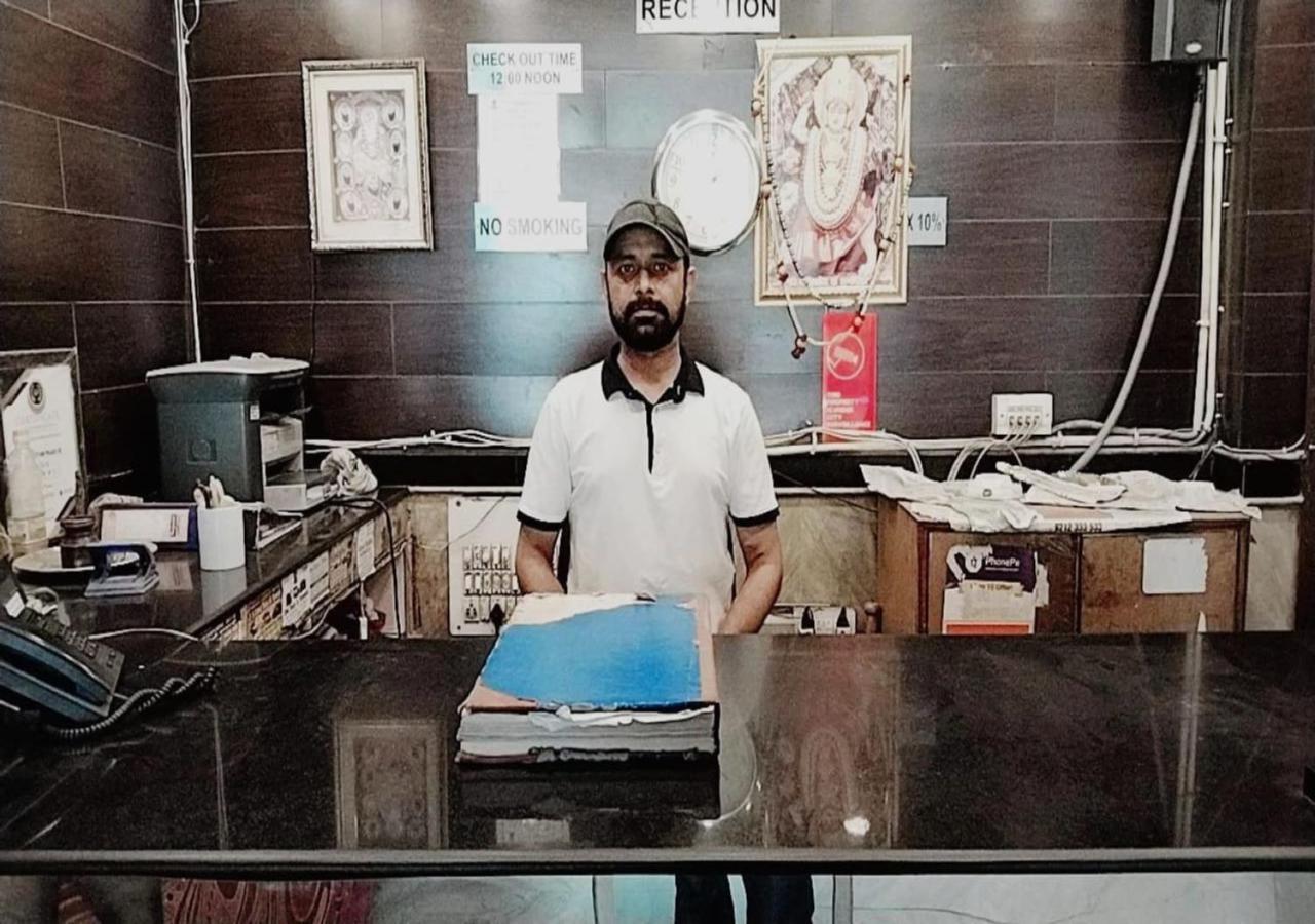 Hotel International Neelam Near New Delhi Railway Station 3*