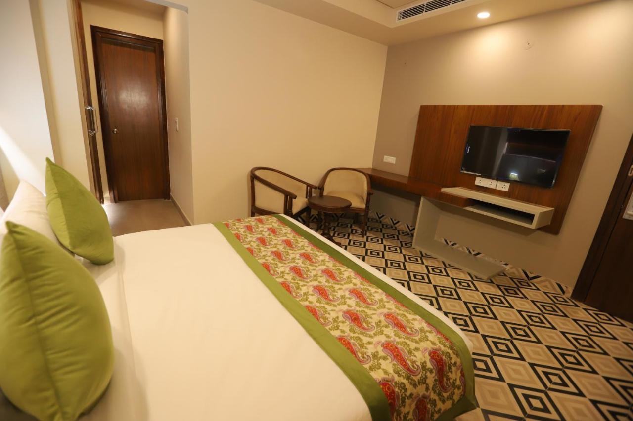 Ip Royal - 3* New Delhi