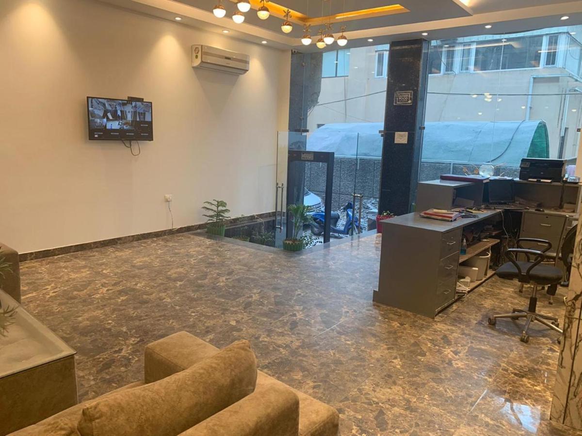 Hotel Hotel R S Delhi Airport 3*