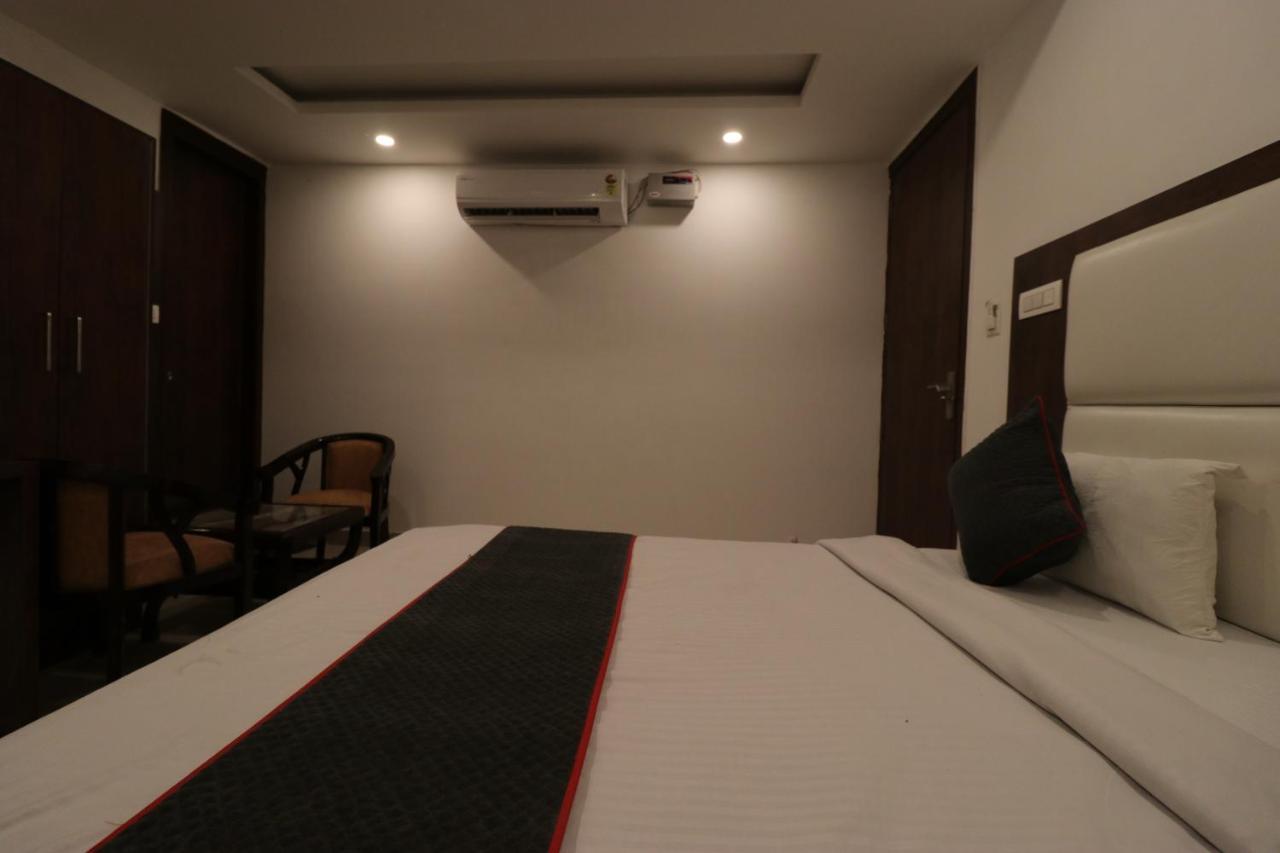 Tark Near Igi Airport