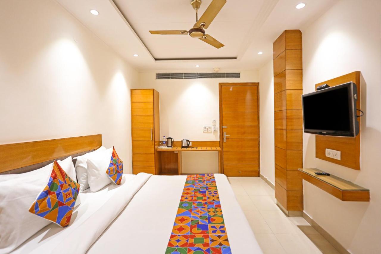 Fortuner Karol Bagh Just 1 Km From New Railway Station Hotel 4*
