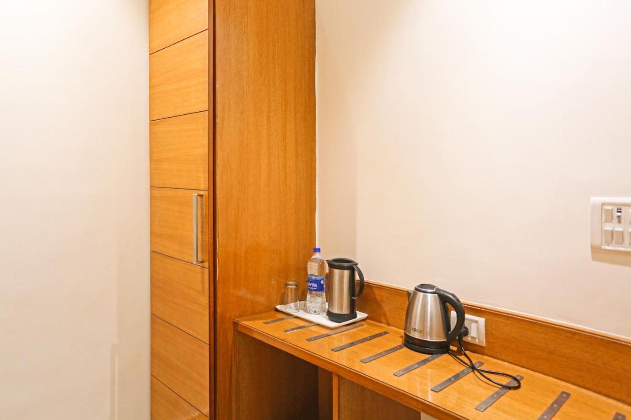 Hotel Fortuner Karol Bagh Just 1 Km From New Railway Station