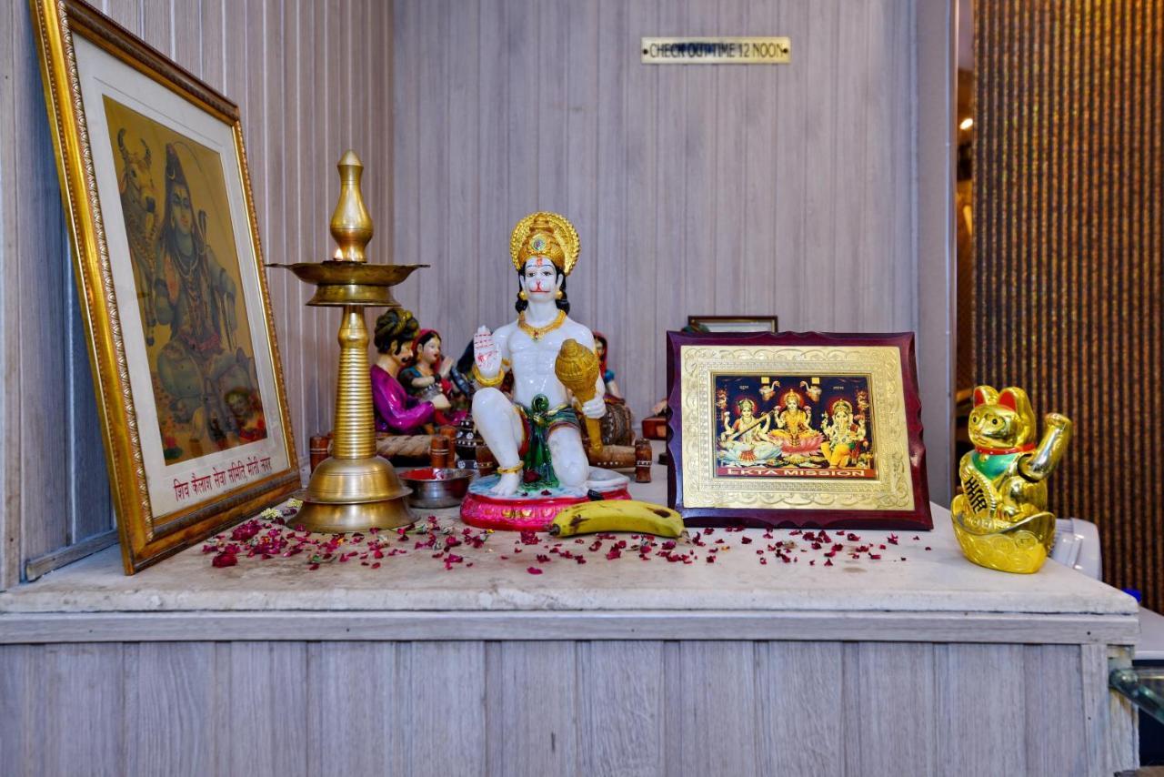 Silver Stone - Karol Bagh New Delhi (National Capital Territory of India)
