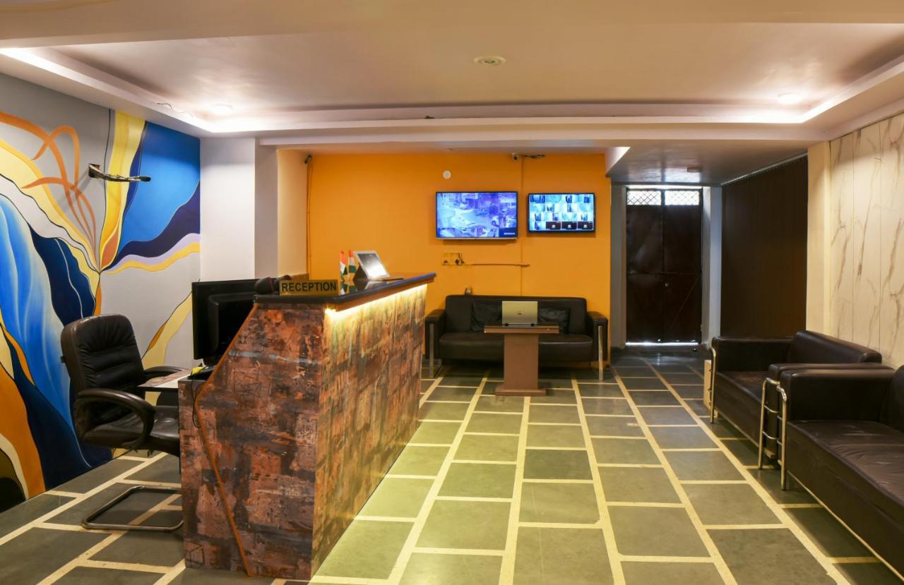 The Twenties Kamla Nagar Hotel 3*
