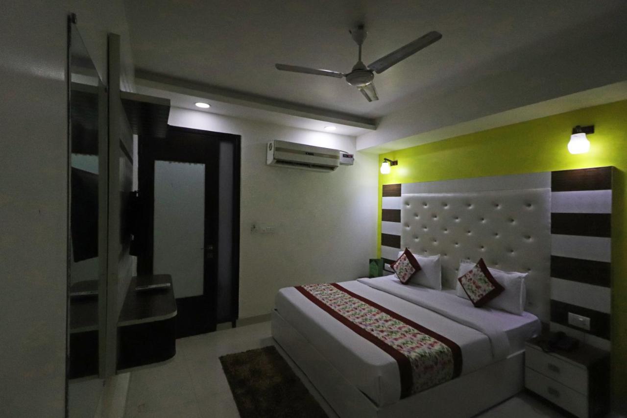 Bed & Breakfast Star - Delhi Airport