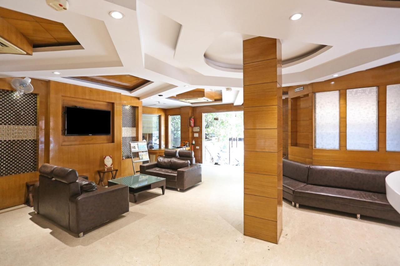 Hotel Fortuner Karol Bagh Just 1 Km From New Railway Station