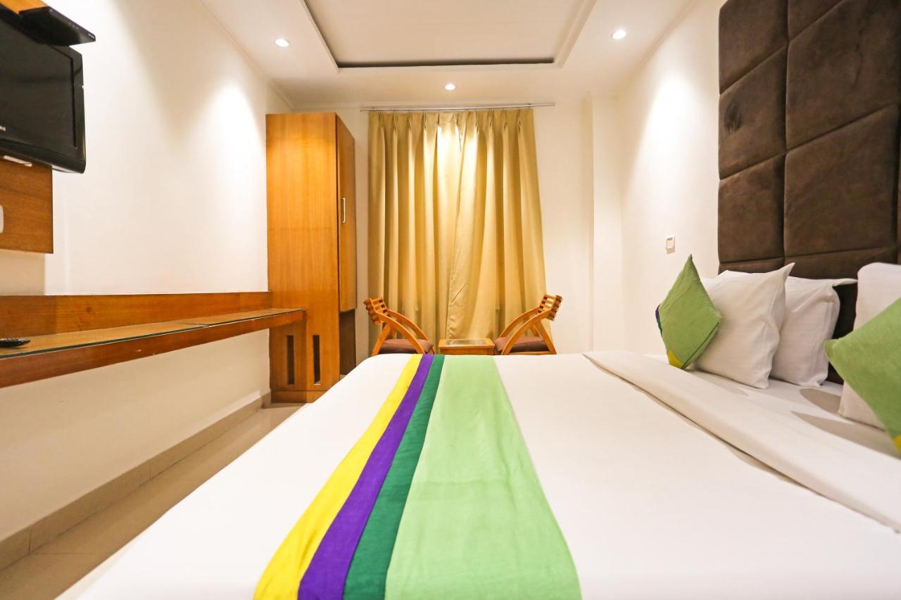 Fortuner Karol Bagh Just 1 Km From New Railway Station 4*