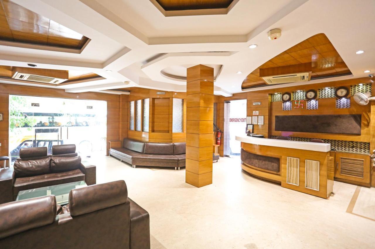 Fortuner Karol Bagh Just 1 Km From New Railway Station Hotel 4*