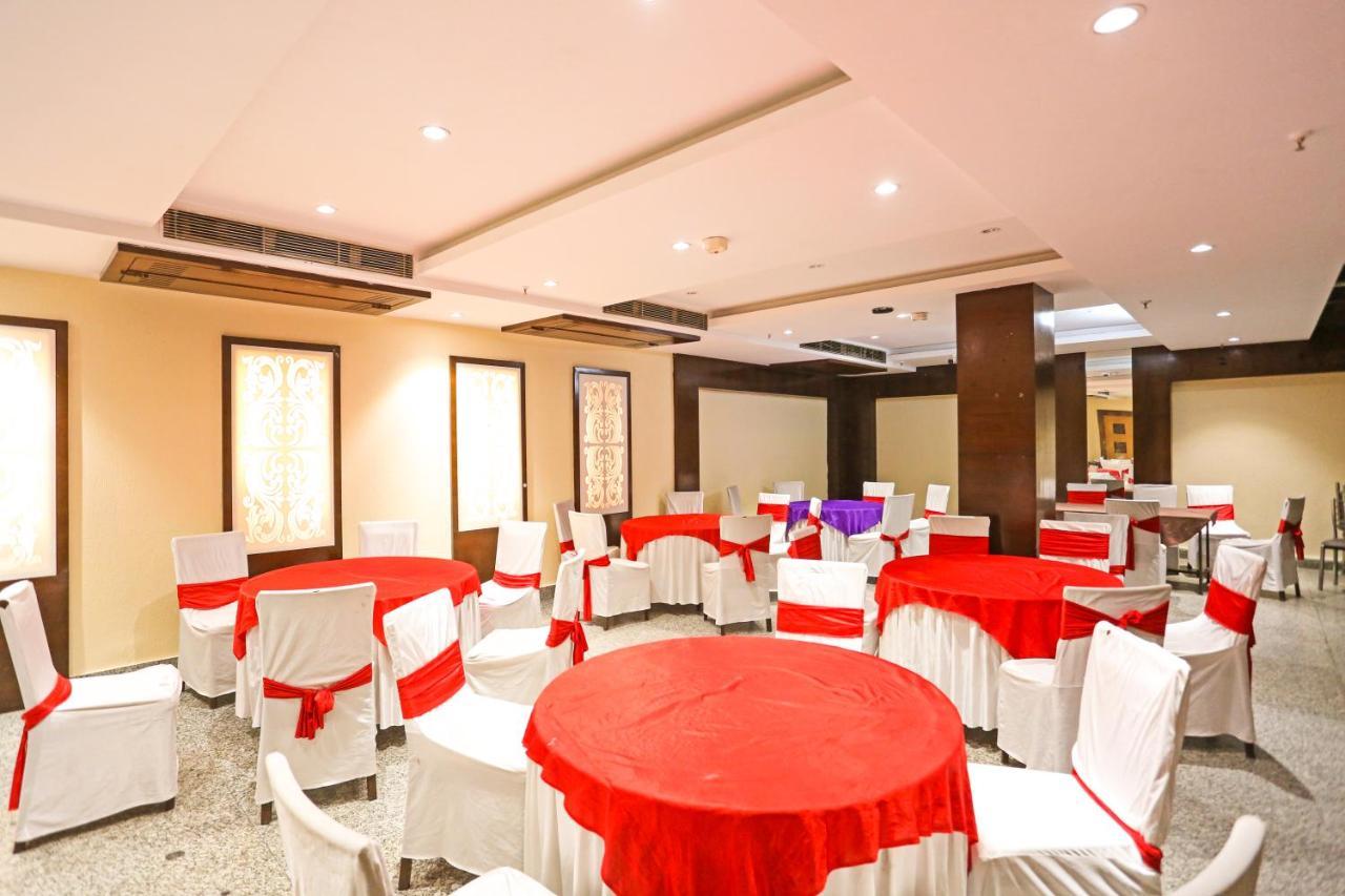 Fortuner Karol Bagh Just 1 Km From New Railway Station Hotel 4*