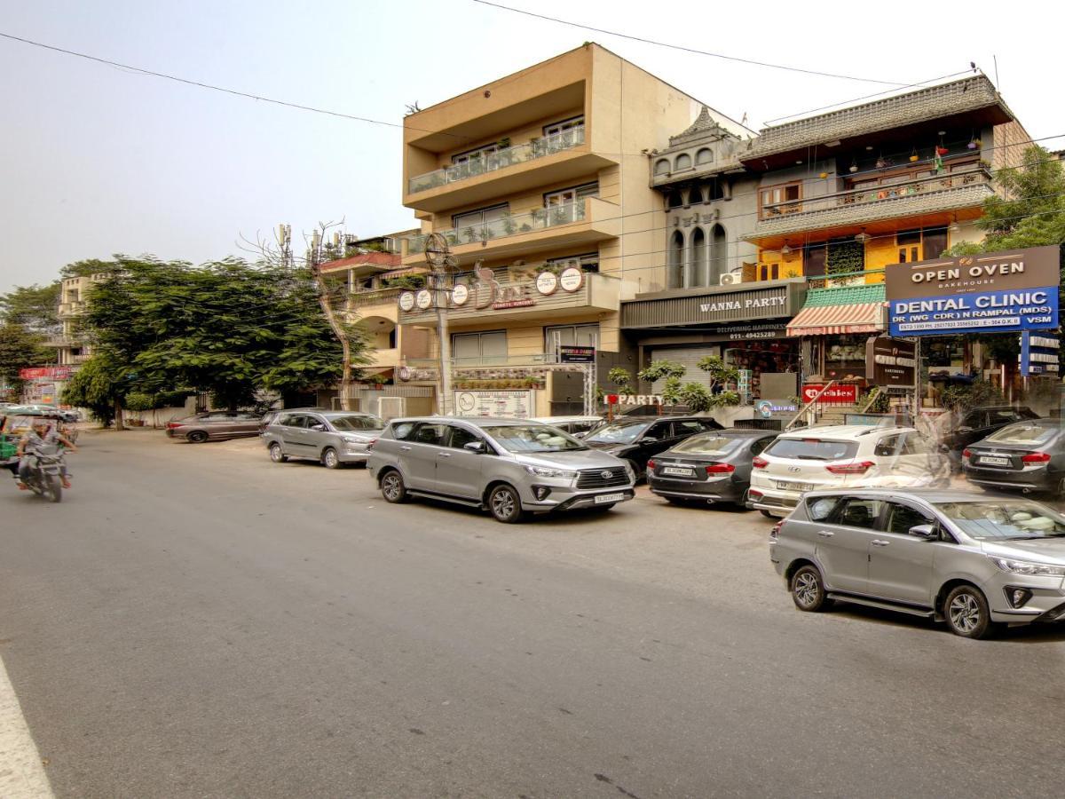 Lime Gk-2 At Greater Kailash Metro South Delhi Nearby Saket Select