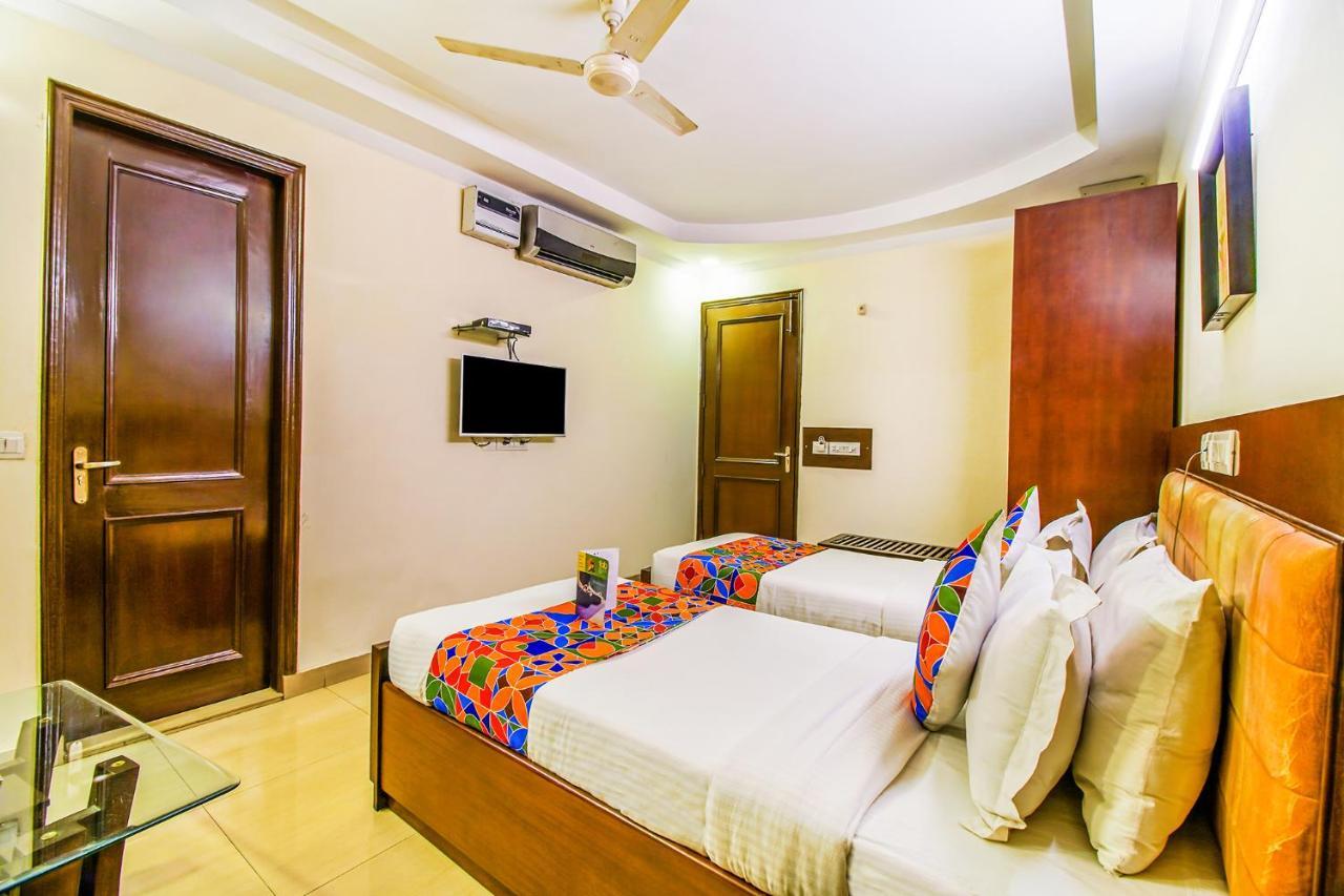 Fabhotel Signature Plaza 3*