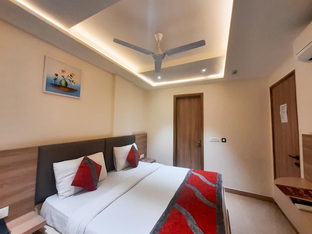 Tripple Tree - Karol Bagh 4*
