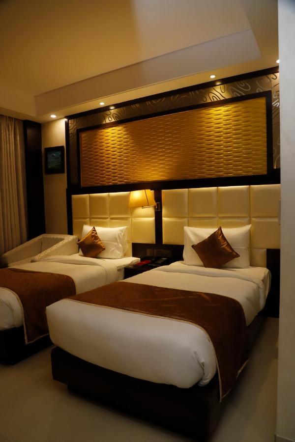 Udman Chhattarpur Hotel
