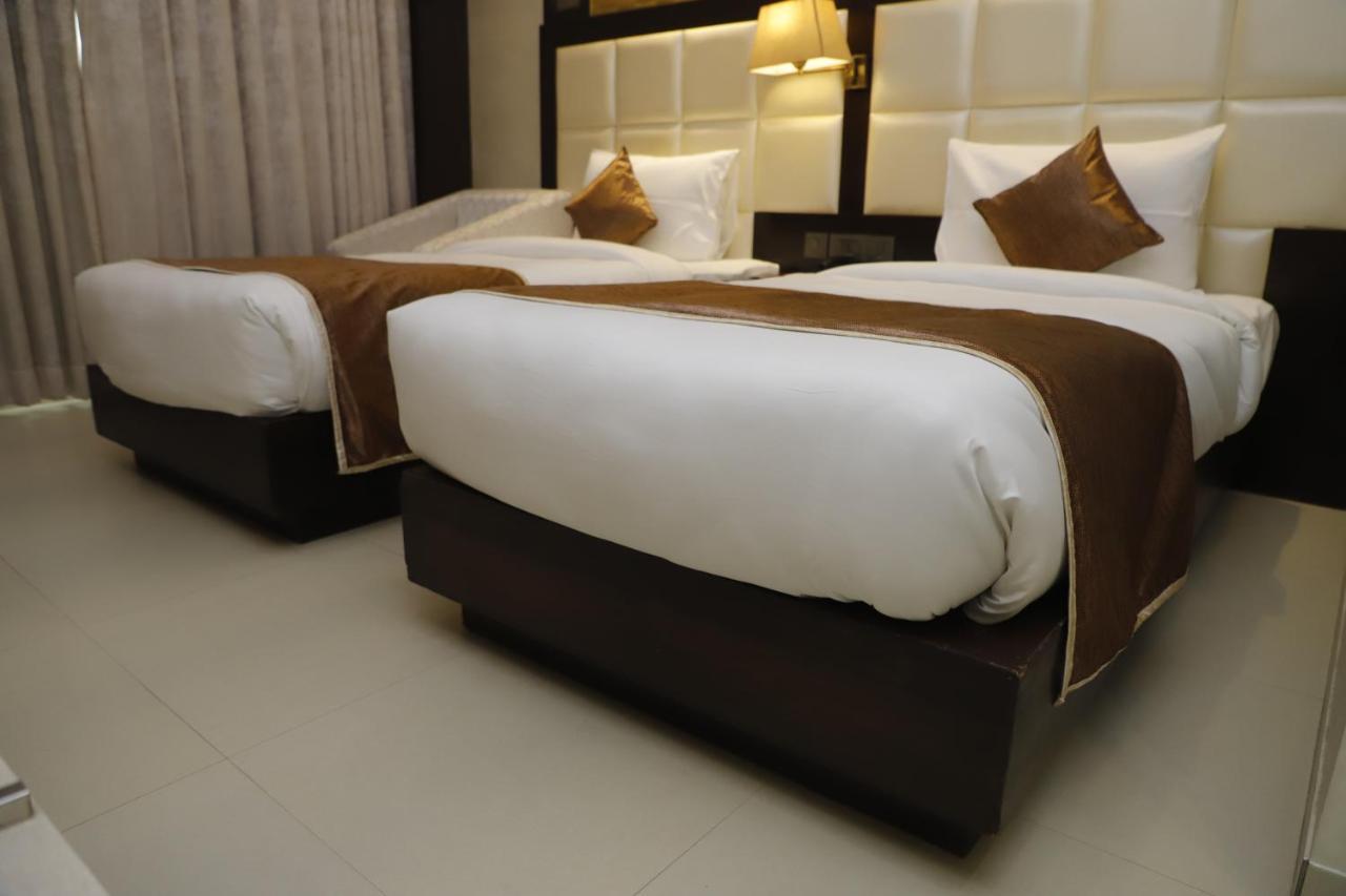 Udman Chhattarpur Hotel New Delhi