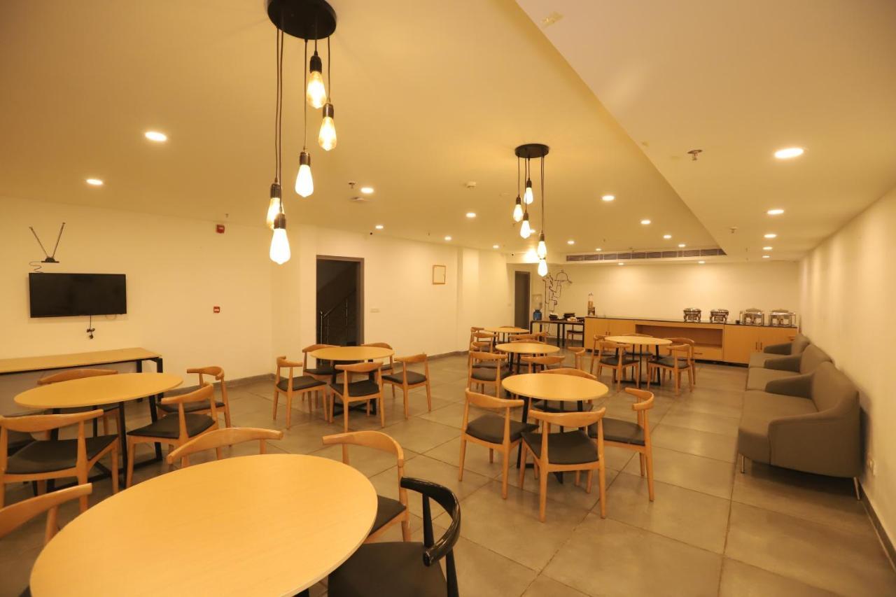 Ip Residency East Delhi Preet Vihar Couple Freindly Nova Deli
