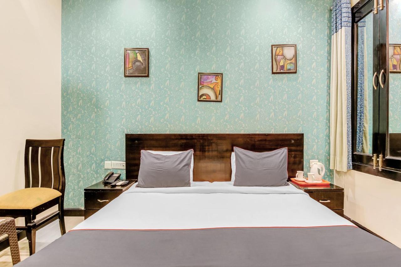 Collection O 83168 Swathi Hotel 3*