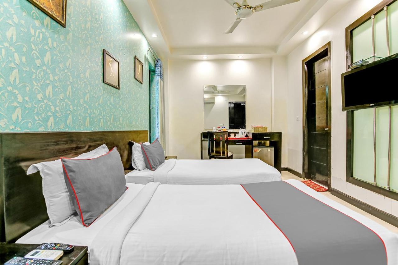 Collection O 83168 Swathi Hotel New Delhi