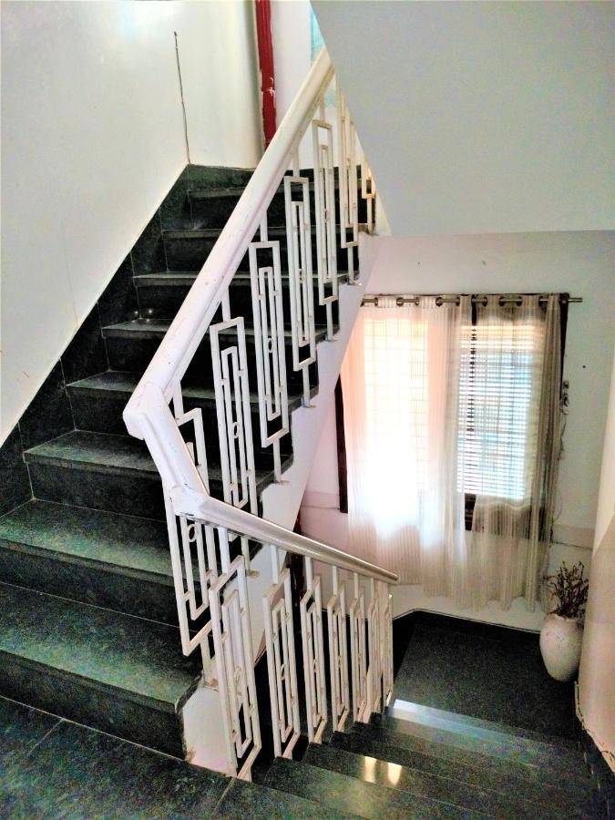 Guest house White Palace,nizamuddin Railway Station New Delhi
