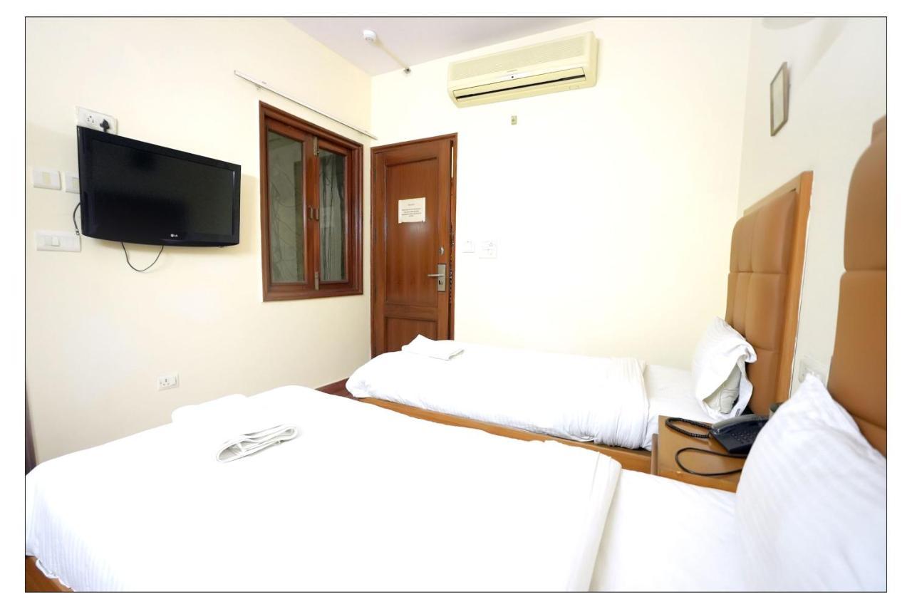 Oscar - Hauz Khas Hotel 3*