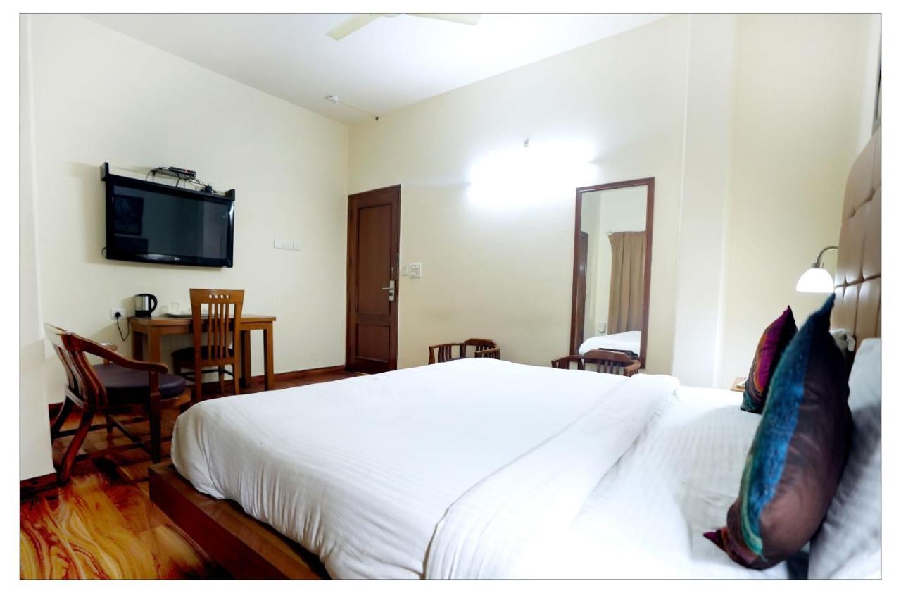 Oscar - Hauz Khas 3*