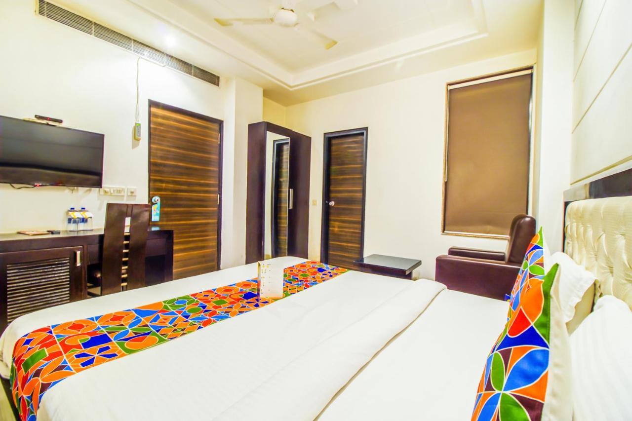 Fabhotel Transit Delhi Airport Mahipalpur 3*