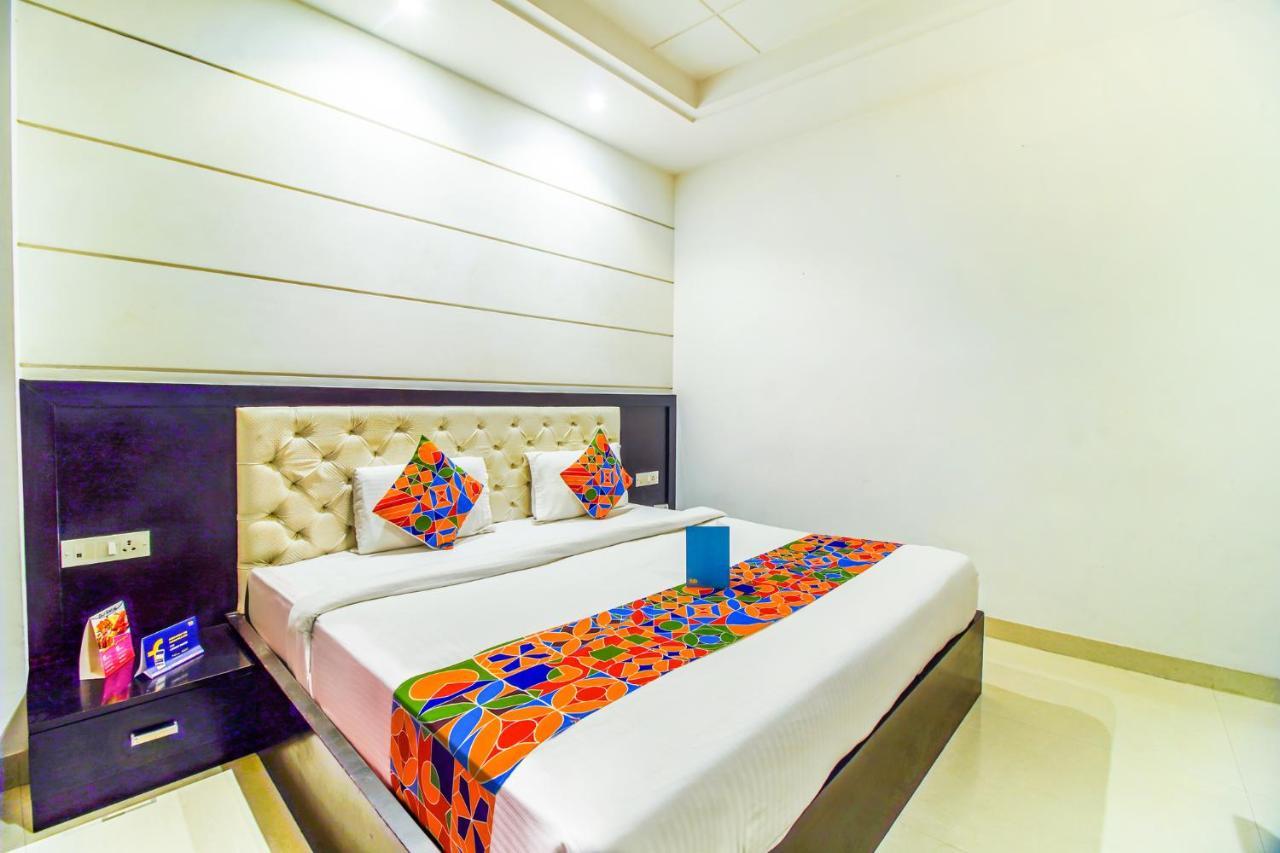 Fabhotel Transit Delhi Airport Mahipalpur 3* New Delhi