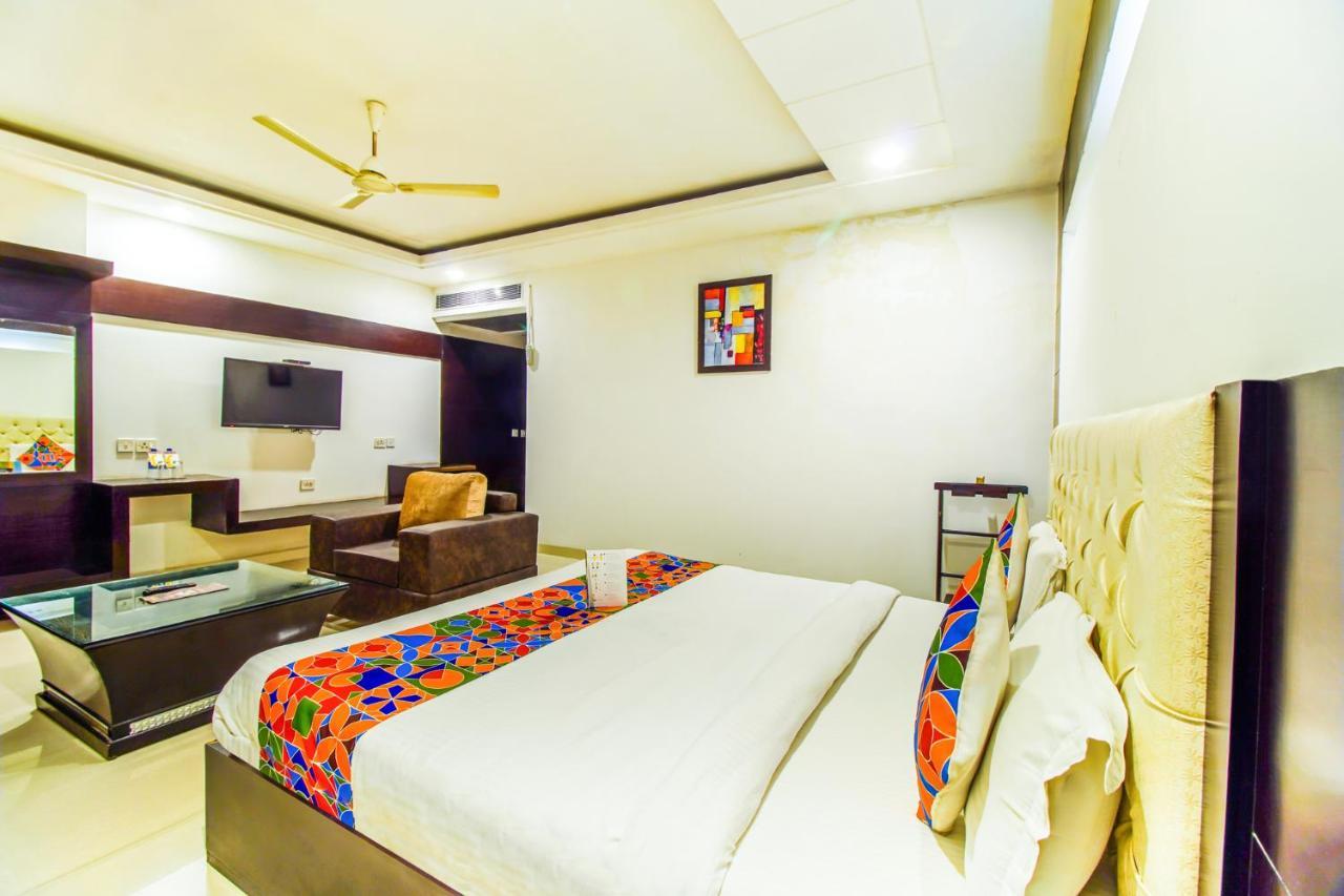 Hotel Fabhotel Transit Delhi Airport Mahipalpur 3*