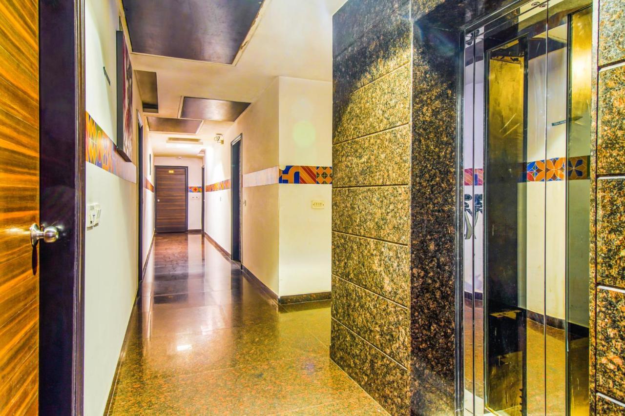 Hotel Fabhotel Transit Delhi Airport Mahipalpur 3*