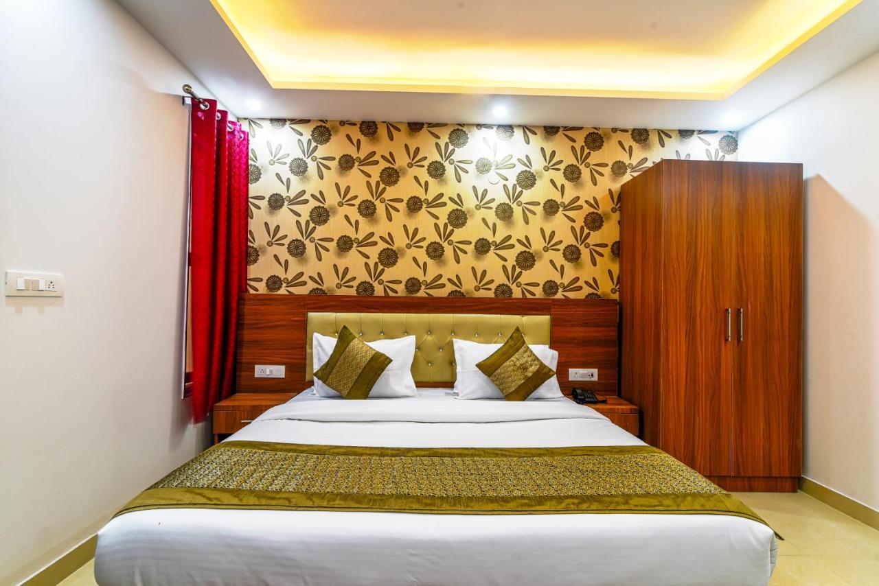 Tree Plaza 2* New Delhi