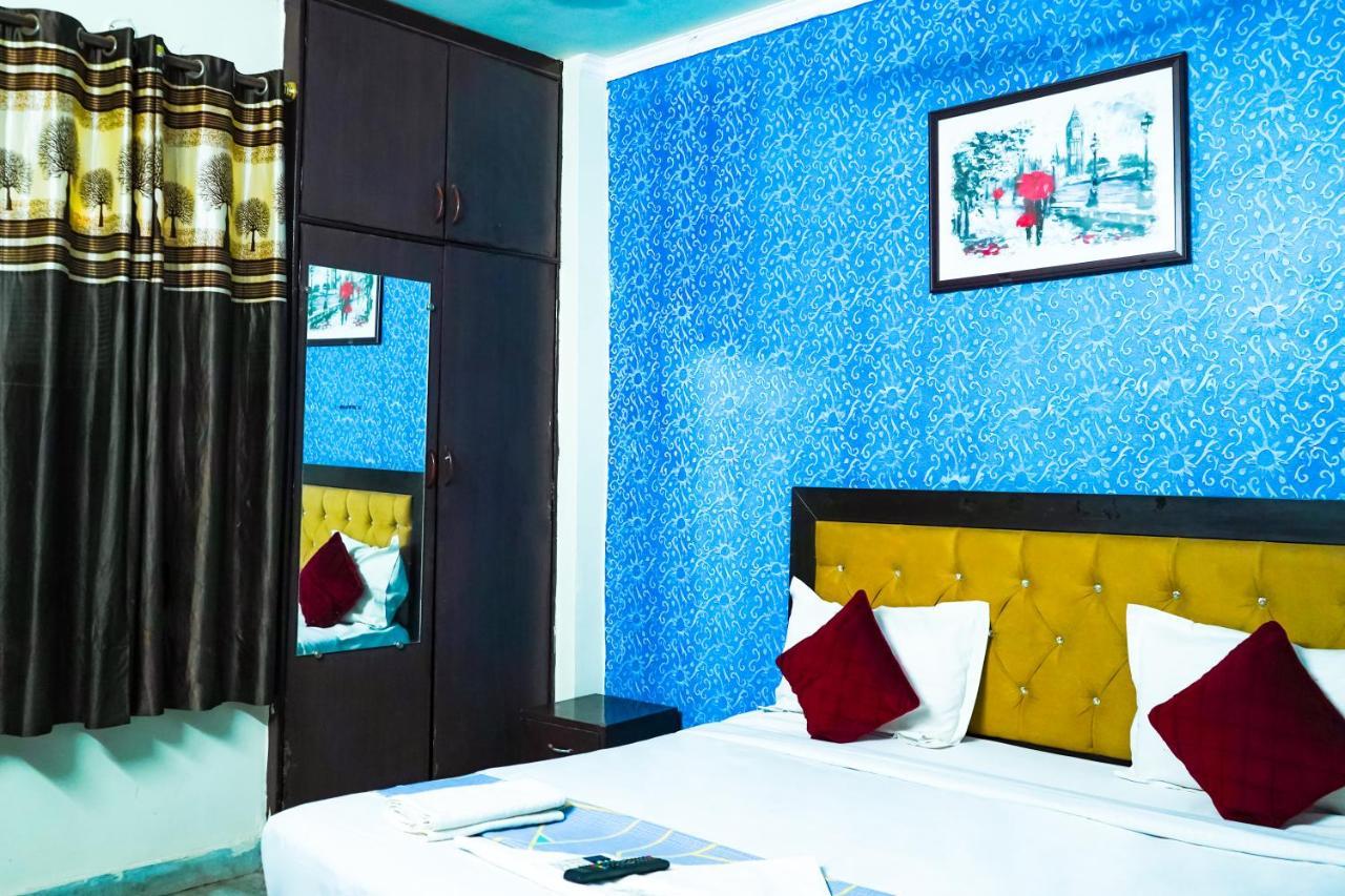 Royal Dwarka - Near Aakash Hospital Hotel New Delhi