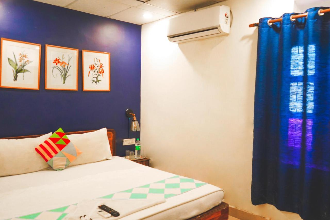 Premium - Kailash Colony Hotel 3*