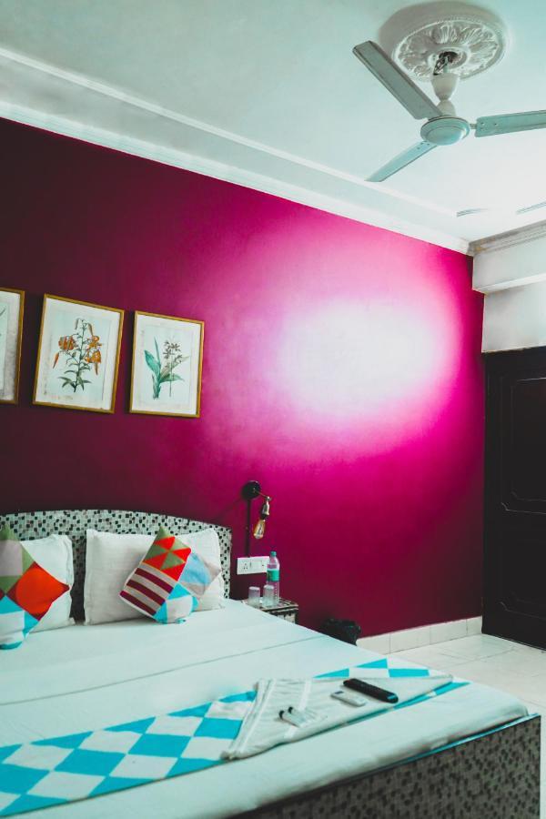 Hotel Premium - Kailash Colony 3*
