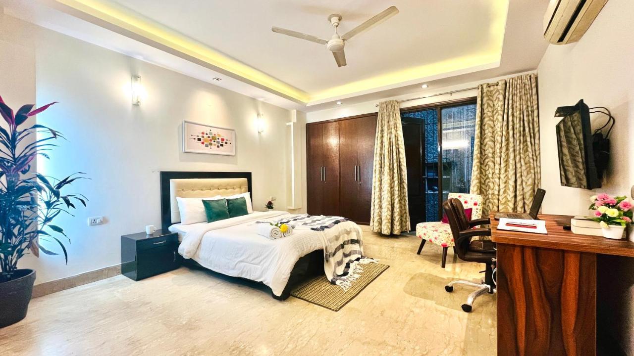 Bluo Park Facing 3br -balcony, Lift, Parking Apartamento