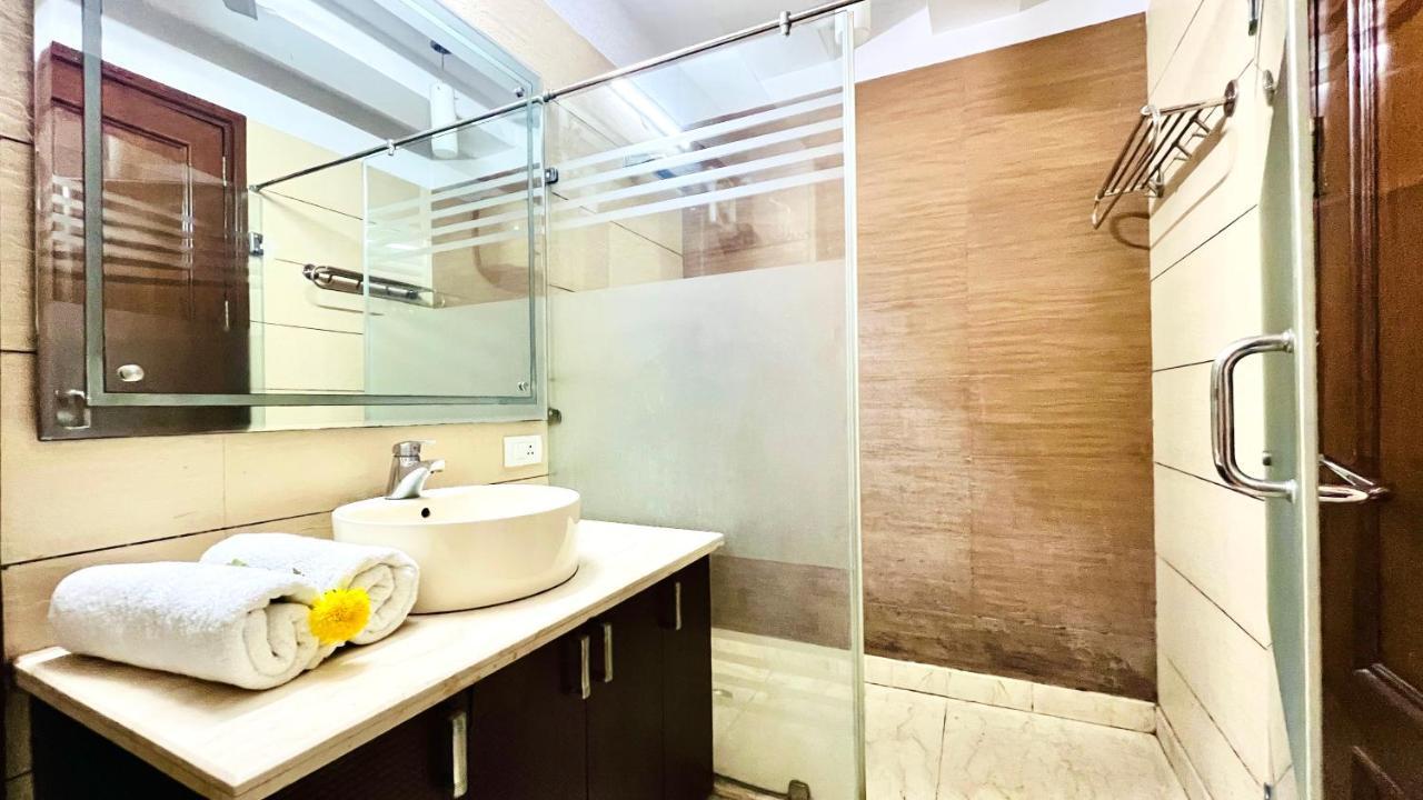Apartamento Bluo Park Facing 3br -balcony, Lift, Parking