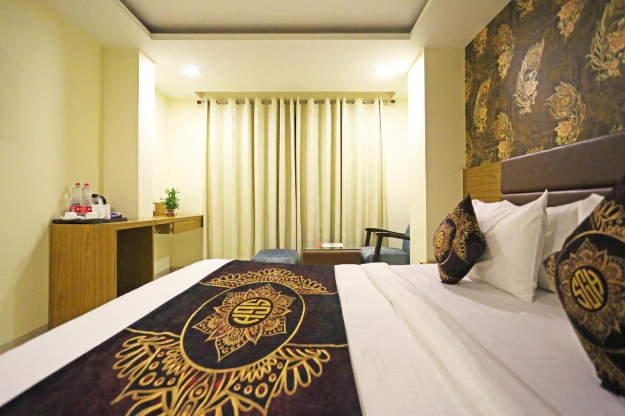 D'capitol - Delhi Airport Hotel 4*