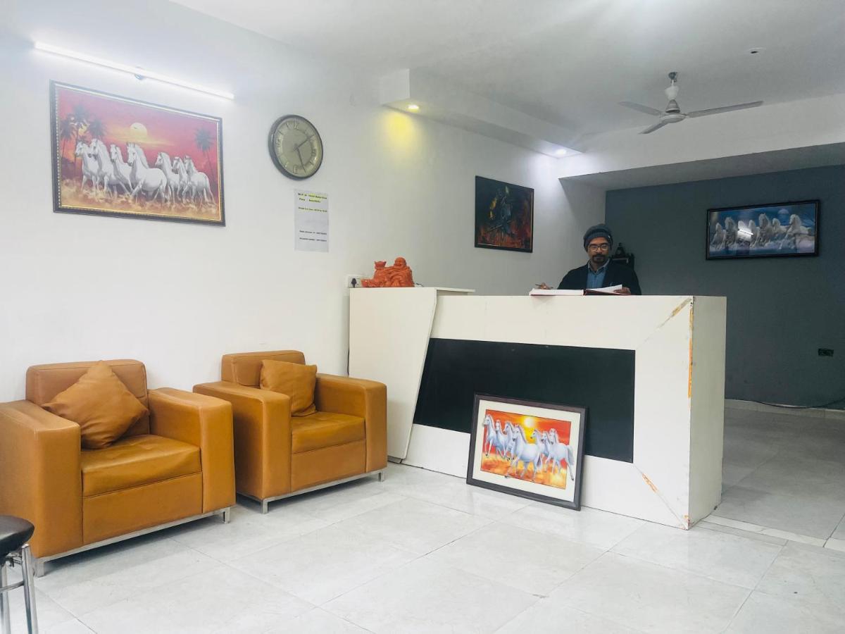 Asian Plaza Delhi Airport 3* New Delhi