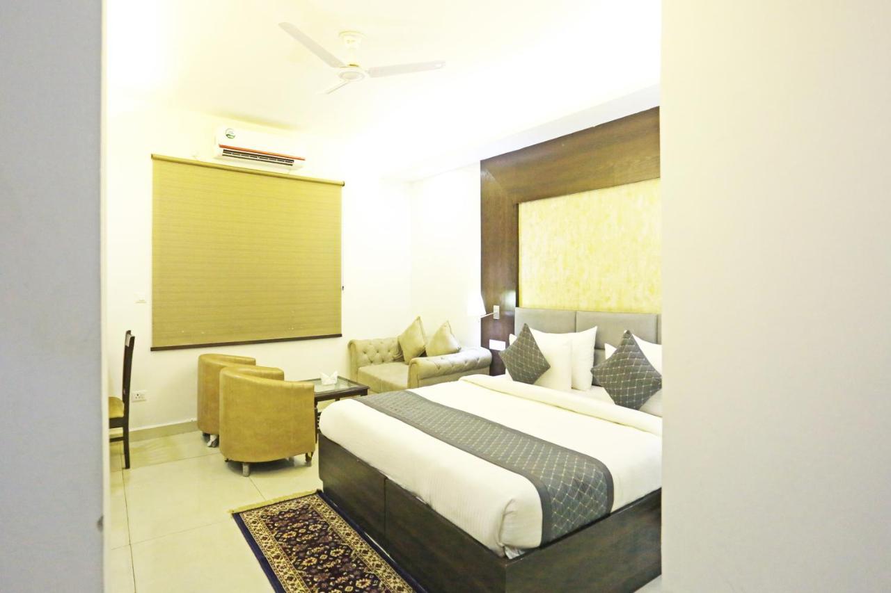Hotel Park Tree Near Delhi Airport New Delhi