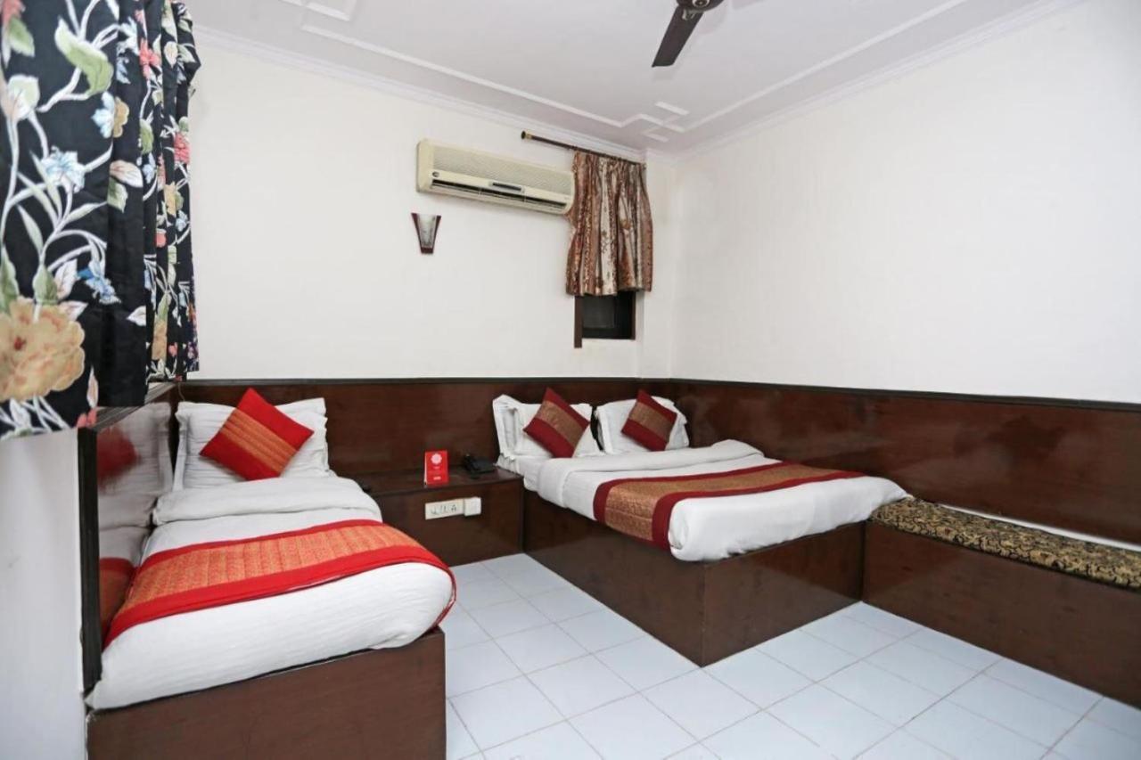 Hotel I & Revels Near Railway Station- By Ap Singh Nova Deli