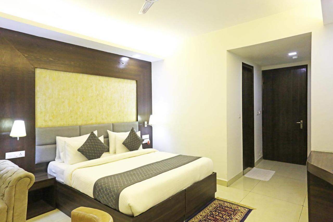 Park Tree Near Delhi Airport 4* New Delhi
