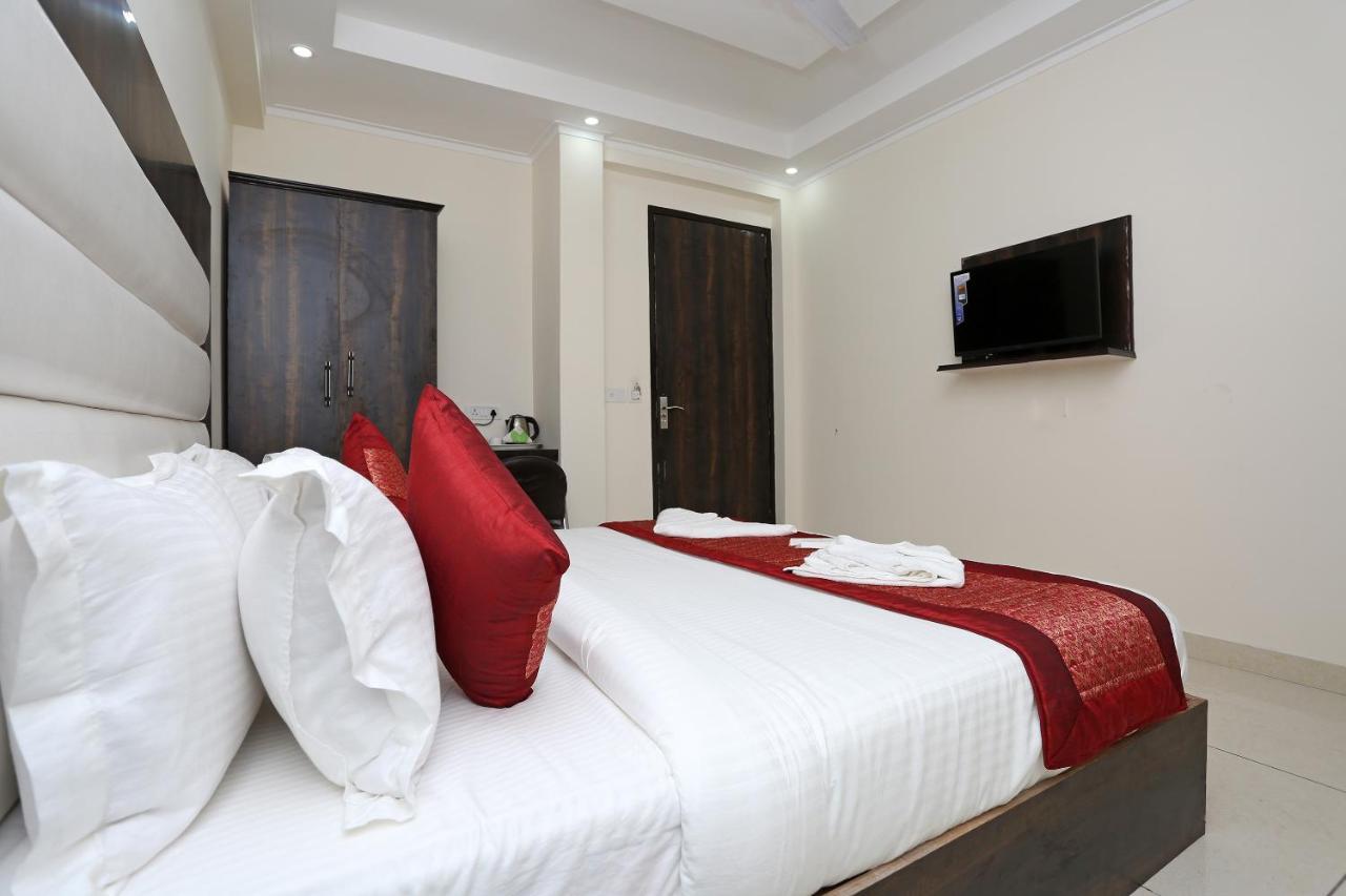 Prithvi Palace Near Delhi International Airport Hotel