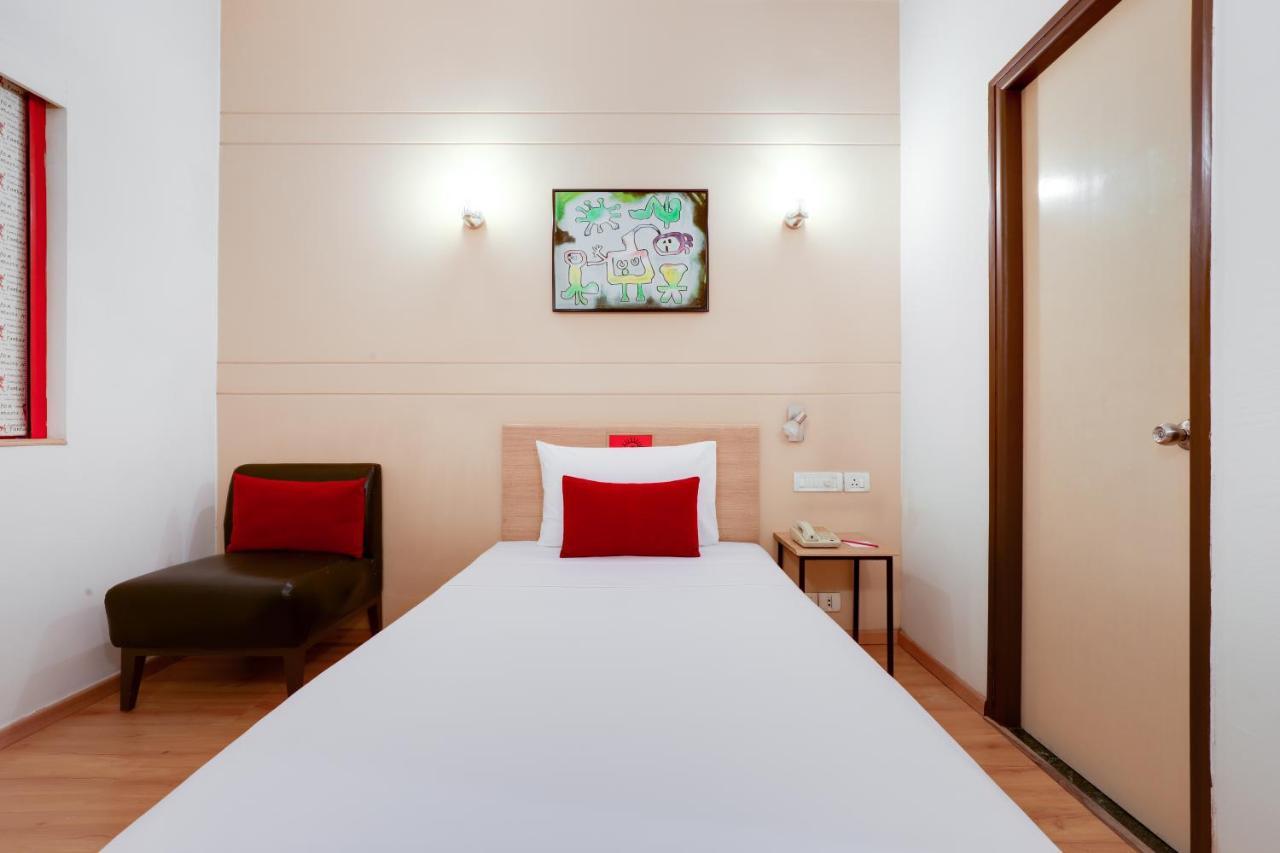 Hotel Red Fox By Lemon Tree Hotels, East