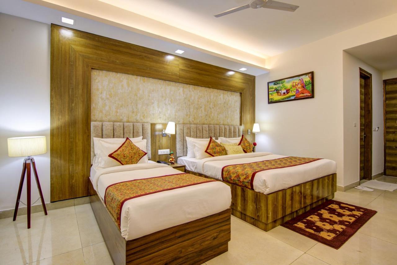 Hotel Park Tree Near Delhi Airport New Delhi
